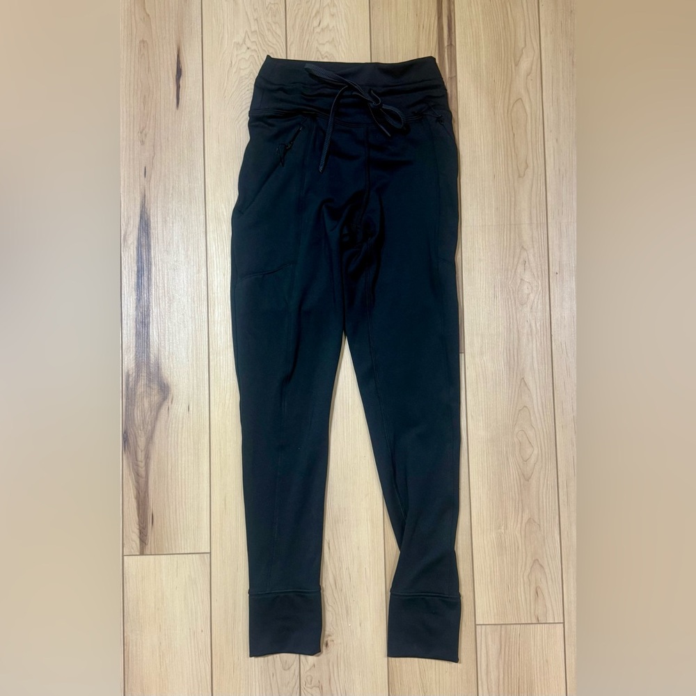 OFFLINE by Aerie Warmup Pocket Brushed Interior Leggings Black Size Small